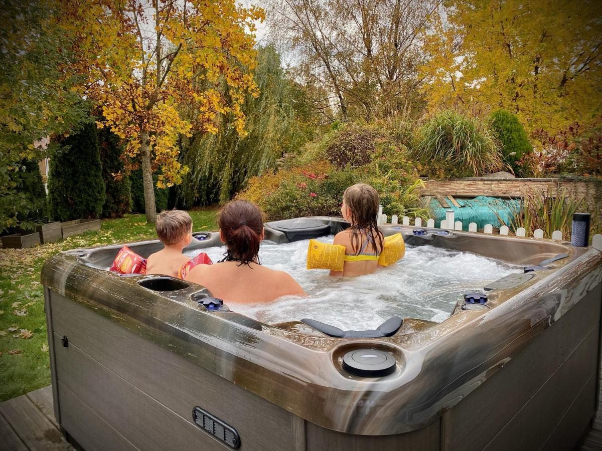 Villa 200m2 avec PISCINE chauffée&SPA&sauna&kota-grill Laval-sur-Vologne Esterno foto